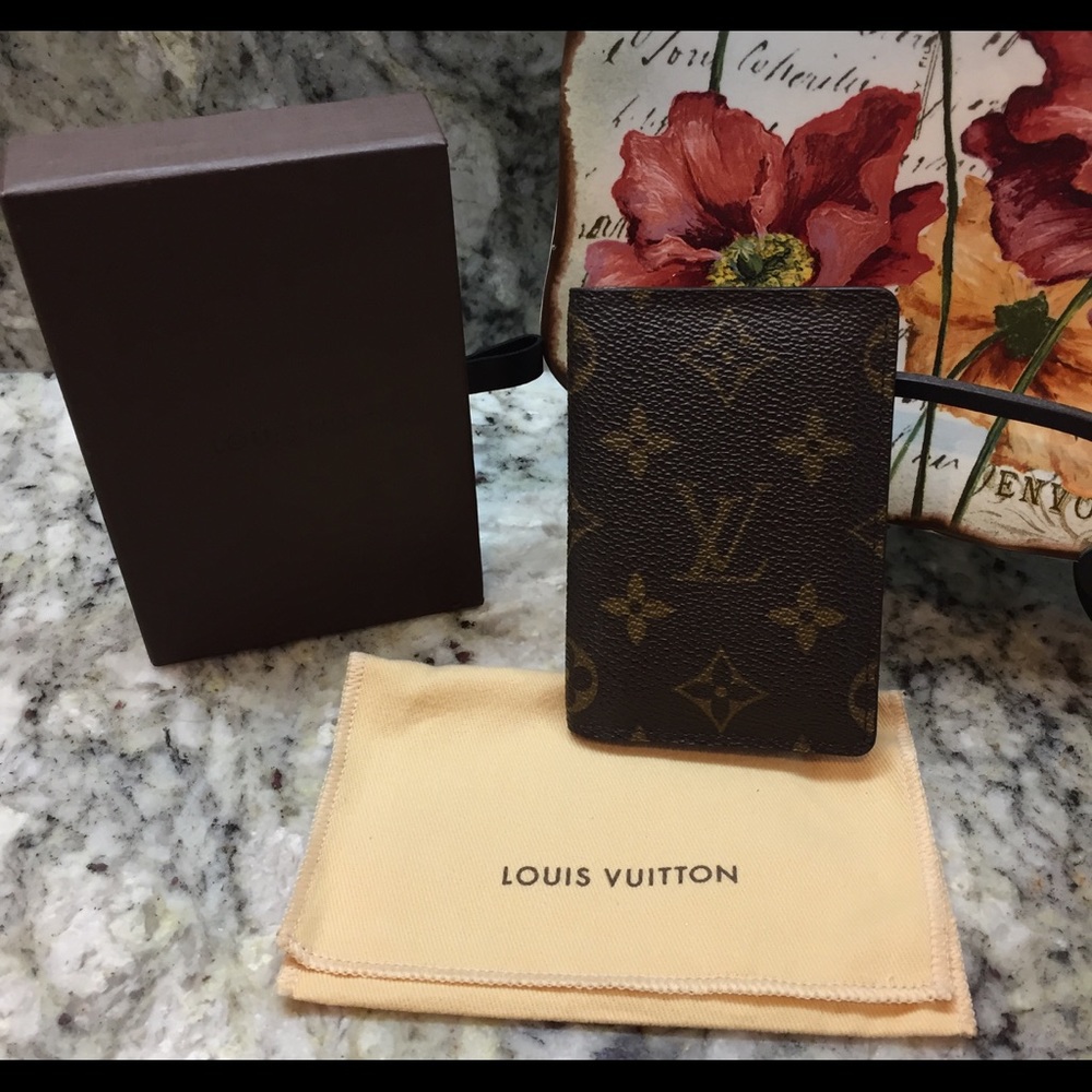 Louis Vuitton pocket organizer (older model)